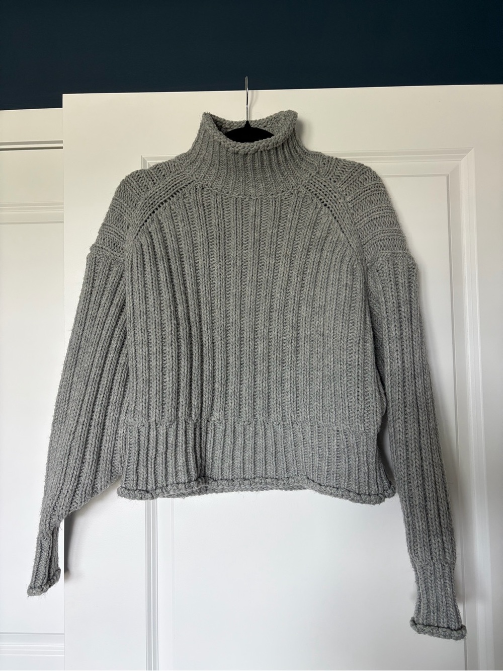 H&M Ribbed Turtleneck Sweater - Gray